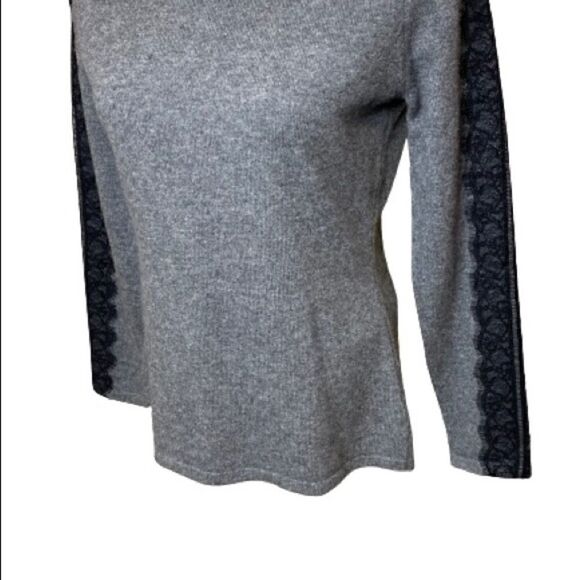 Neiman Marcus the cashmere collection gray with black lace trim sweater M - Picture 7 of 15